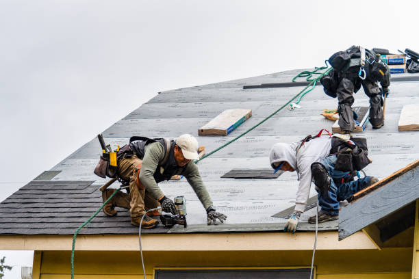 Professional Gutter Installation technician working in Diamond, OH